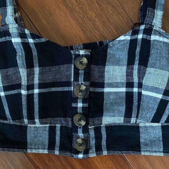 🔥3/$20🔥 American Eagle Outfitters black and white crop top size S - Picture 6 of 13